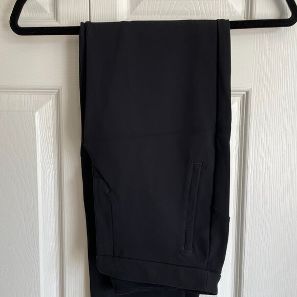 Lululemon On The Move Pant - Picture 2 of 3